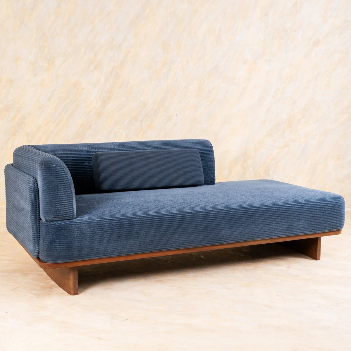 Aurelia Upholstered Chaise Daybed