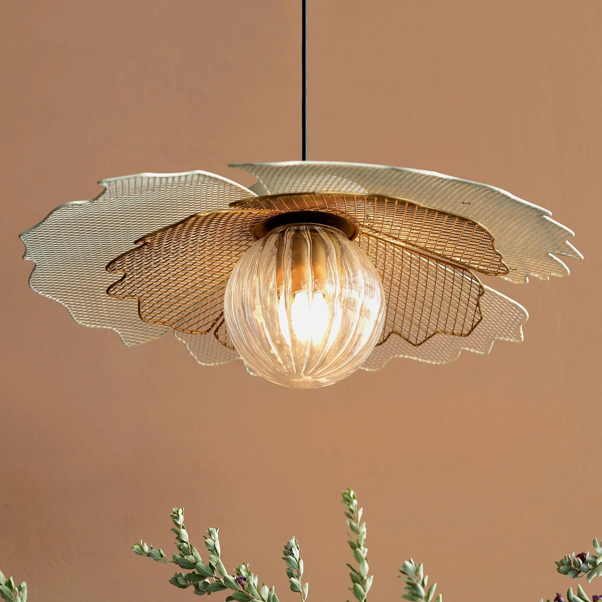 Keshi Leaf Mesh Hanging Lamp